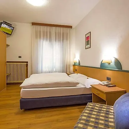 Garni Ai Serrai מלון 3*