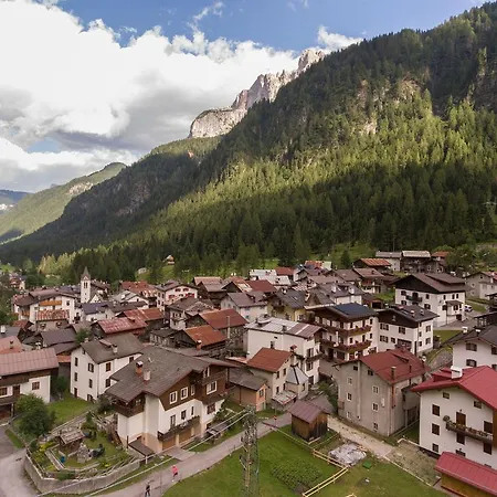 Hotel Garni Ai Serrai