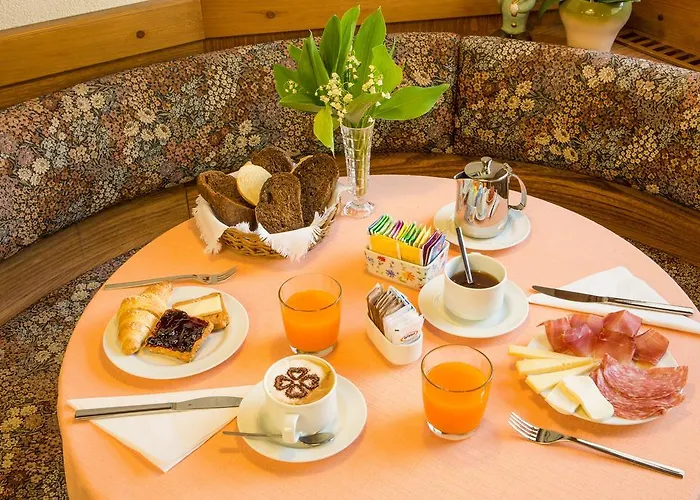 Hotel Garni Ai Serrai 3*